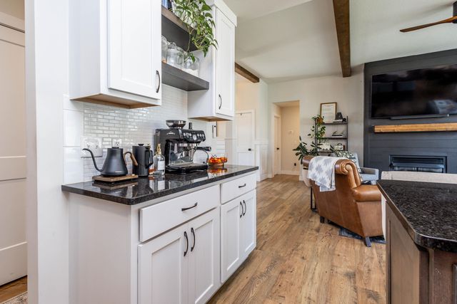 1504 SPRING MOUNTAIN DR, Columbia, MO 65201