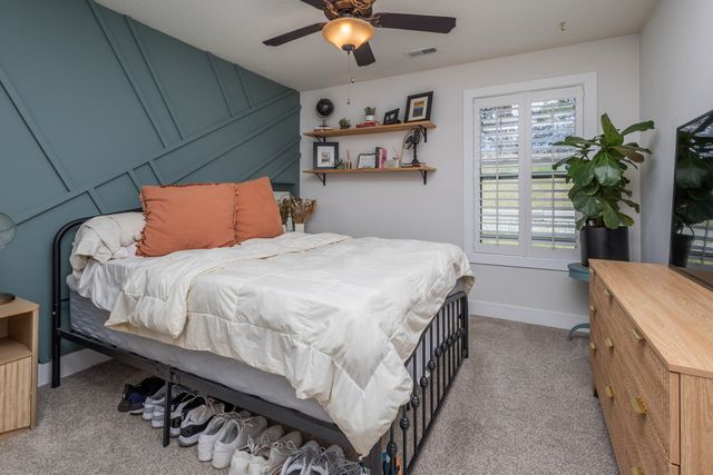 1504 SPRING MOUNTAIN DR, Columbia, MO 65201