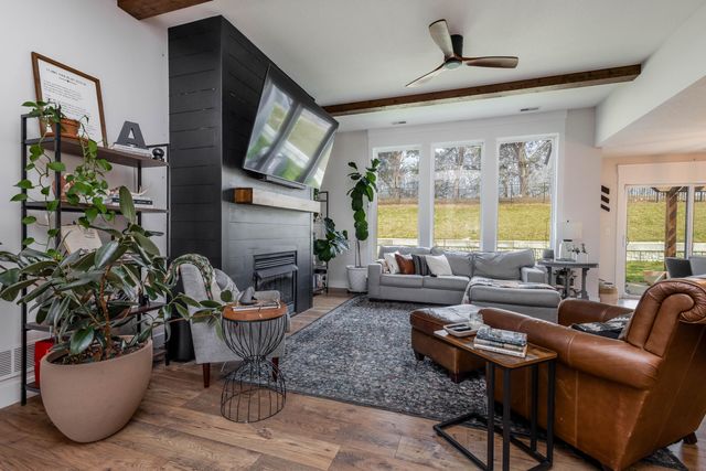 1504 SPRING MOUNTAIN DR, Columbia, MO 65201