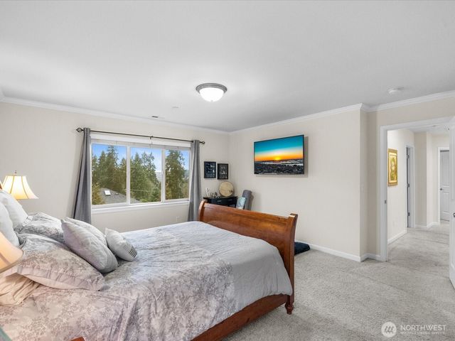 8214 NE 163rd Place, Kenmore, WA 98028