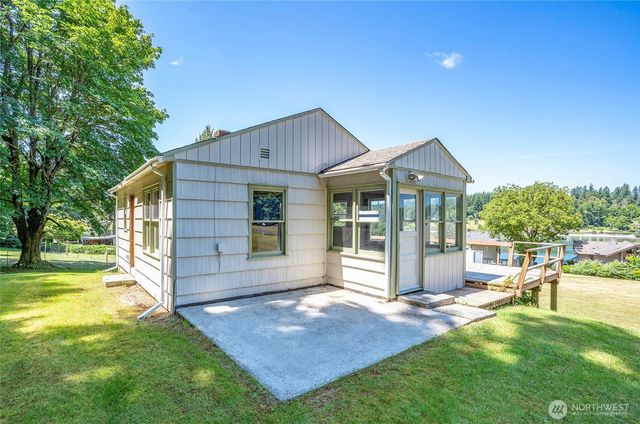 1116 Bayshore Court NW, Lakebay, WA 98349
