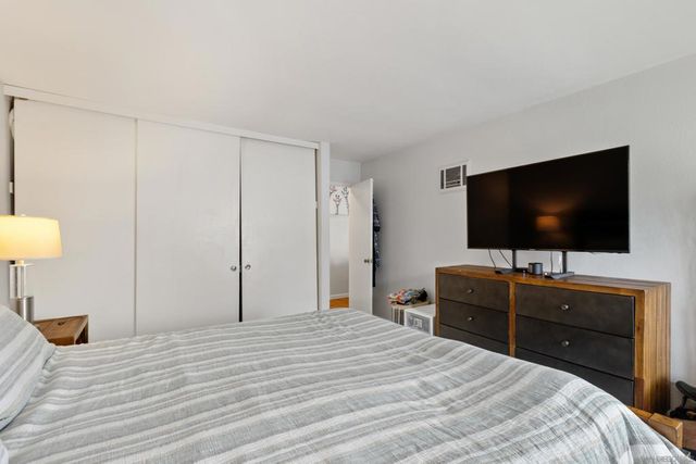 110 N 2nd 17, Chula Vista, CA 91910