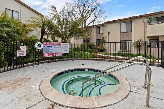 110 N 2nd 17, Chula Vista, CA 91910