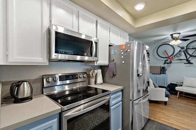 110 N 2nd 17, Chula Vista, CA 91910