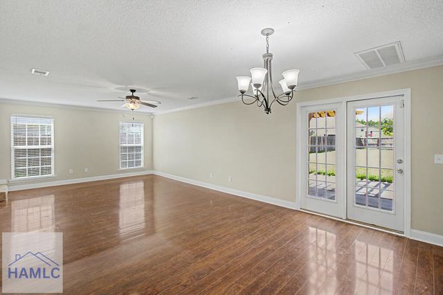 1106 Creekside Circle, Hinesville, GA 31313