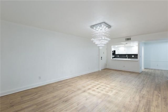 6851 Roswell Road I11, Atlanta, GA 30328