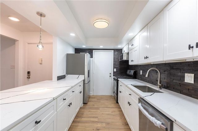6851 Roswell Road I11, Atlanta, GA 30328