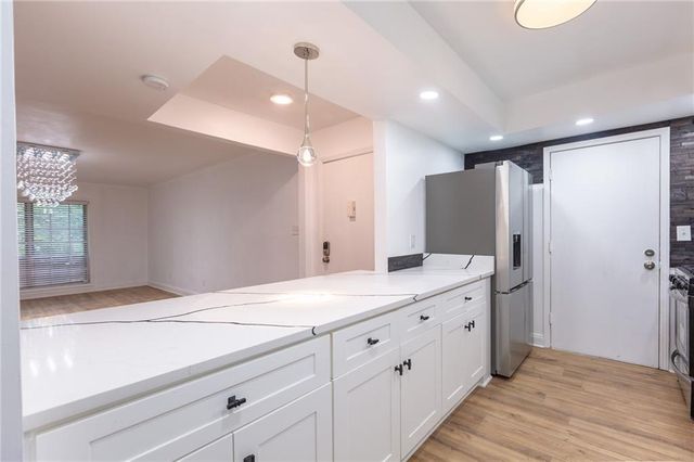 6851 Roswell Road I11, Atlanta, GA 30328