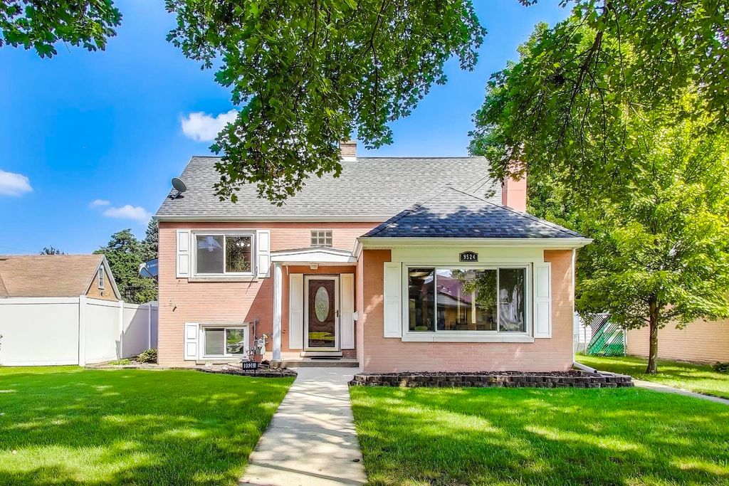 9524 Jefferson Avenue, Brookfield, IL 60513