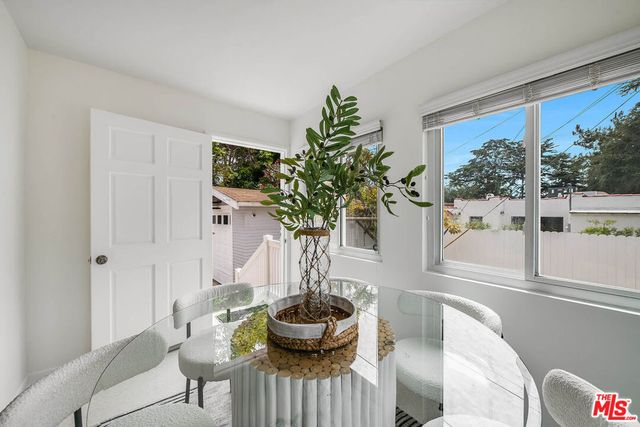 313 N Norton Avenue, Los Angeles, CA 90004
