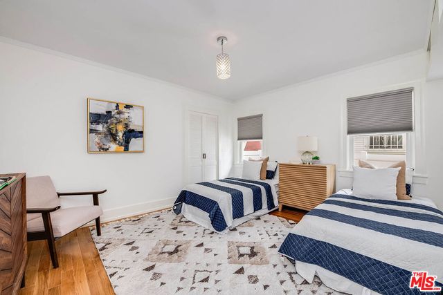 313 N Norton Avenue, Los Angeles, CA 90004