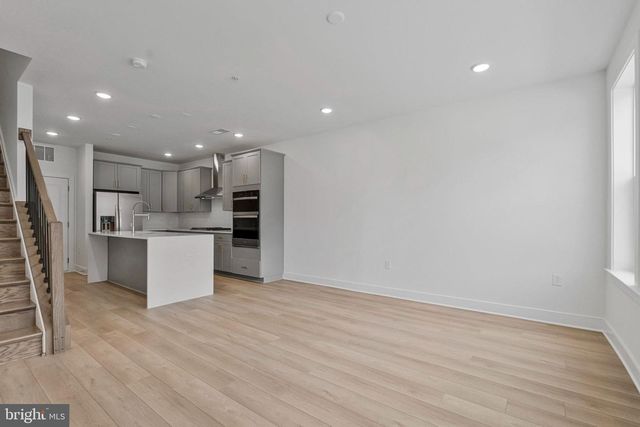 19826 LAVENDER DUST SQ, Ashburn, VA 20147