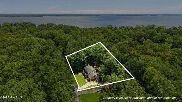 103 Little Rossie Road, New Bern, NC 28560