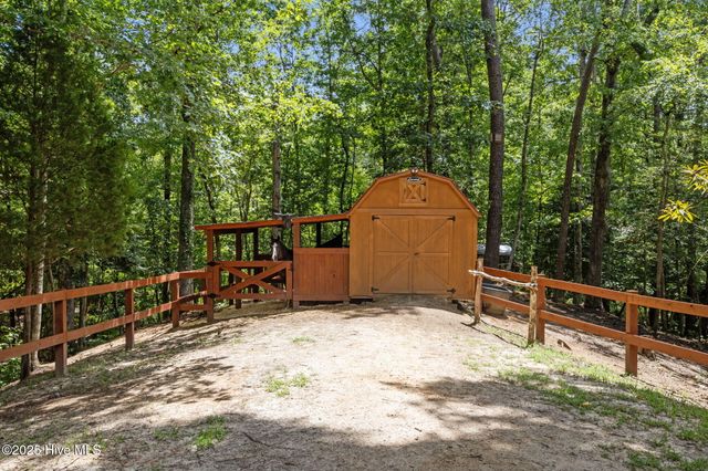 103 Little Rossie Road, New Bern, NC 28560