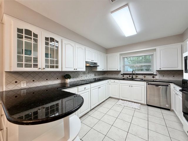 4027 Martinshire Drive, Houston, TX 77025