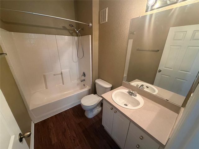 856 GRAND REGENCY POINTE POINT 205, Altamonte Springs, FL 32714