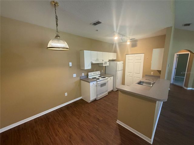 856 GRAND REGENCY POINTE POINT 205, Altamonte Springs, FL 32714