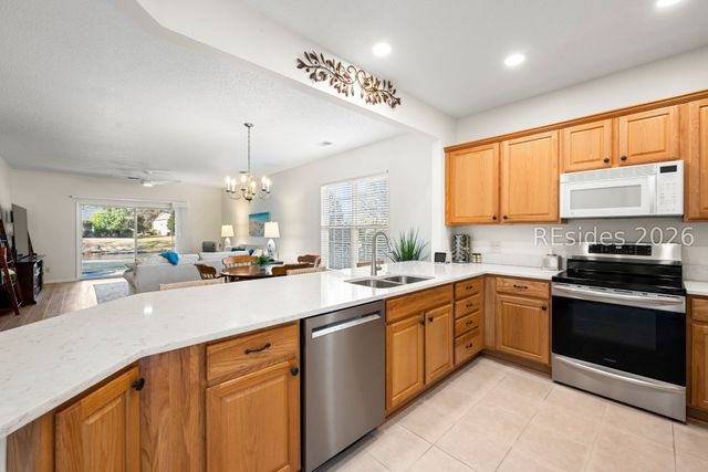 7 Sunbeam Dr, Bluffton, SC 29909