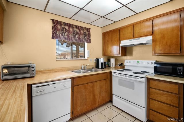 9721 N Pebble Drive, Kingman, AZ 86401