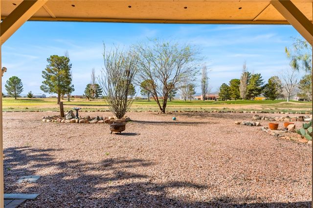 9721 N Pebble Drive, Kingman, AZ 86401