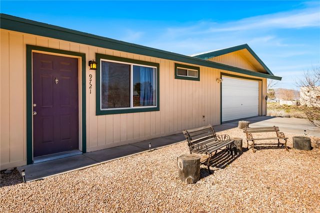 9721 N Pebble Drive, Kingman, AZ 86401