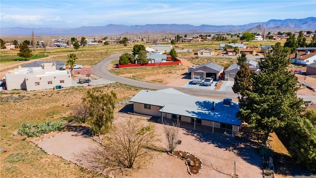 9721 N Pebble Drive, Kingman, AZ 86401