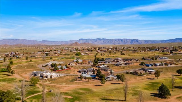 9721 N Pebble Drive, Kingman, AZ 86401