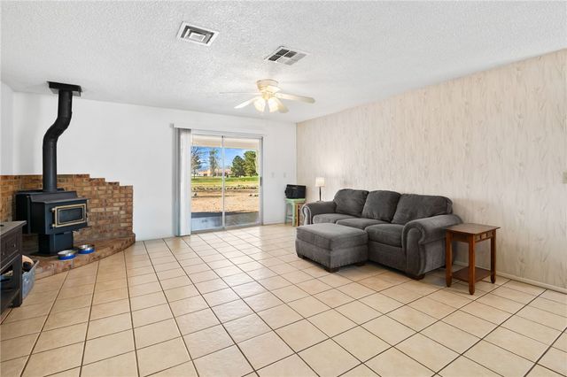 9721 N Pebble Drive, Kingman, AZ 86401