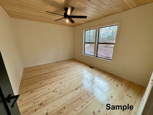 139 Hideout Lane, Murphy, NC 28906