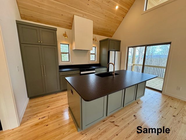 139 Hideout Lane, Murphy, NC 28906