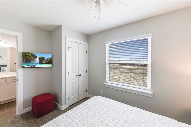 116 Redfish Lane, Port Aransas, TX 78373
