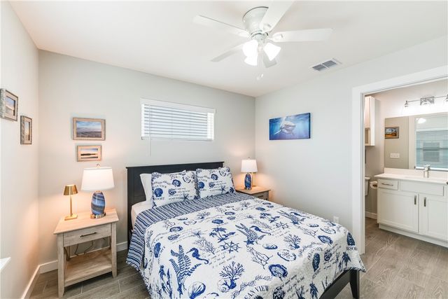 116 Redfish Lane, Port Aransas, TX 78373