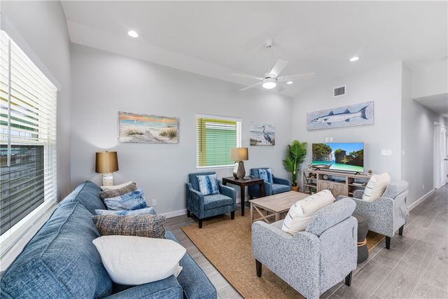 116 Redfish Lane, Port Aransas, TX 78373