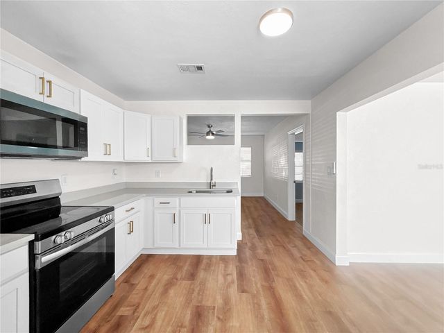 4818 10TH AVENUE S, St Petersburg, FL 33711