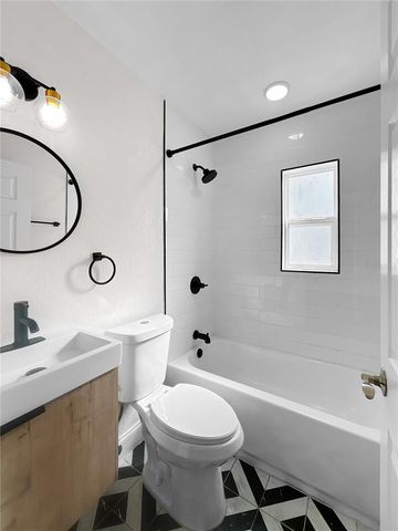 4818 10TH AVENUE S, St Petersburg, FL 33711