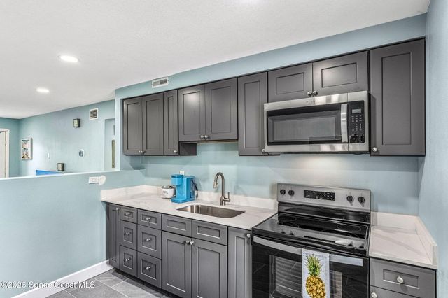2189 Pineapple Avenue, Melbourne, FL 32935