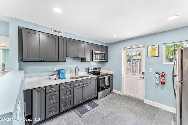 2189 Pineapple Avenue, Melbourne, FL 32935