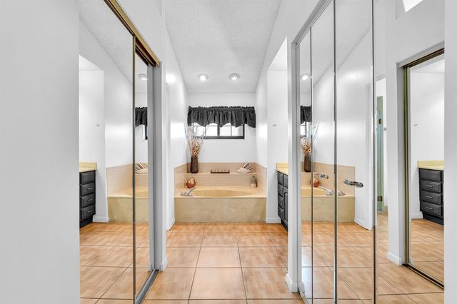 8099 Cassia Drive, Boynton Beach, FL 33472
