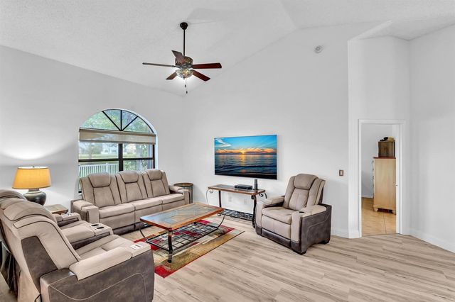 8099 Cassia Drive, Boynton Beach, FL 33472