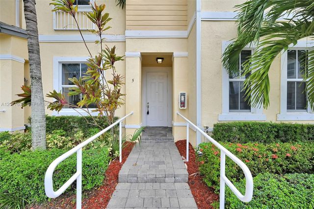 134 SE 28th Terrace 5, Homestead, FL 33033