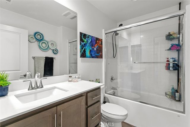 29217 Date Palm, Lake Elsinore, CA 92530