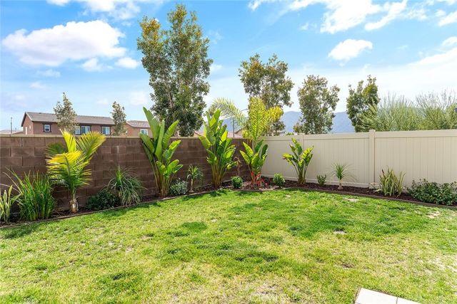 29217 Date Palm, Lake Elsinore, CA 92530