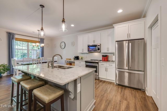 349 English Ivy Trail, Jonesborough, TN 37659