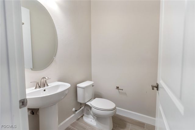 19001 Aqua Shore DR, Fort Myers, FL 33913