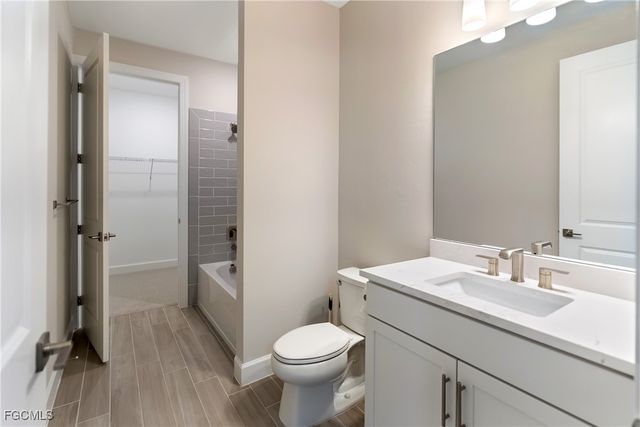 19001 Aqua Shore DR, Fort Myers, FL 33913