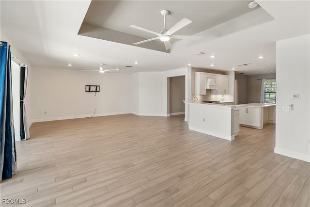 19001 Aqua Shore DR, Fort Myers, FL 33913