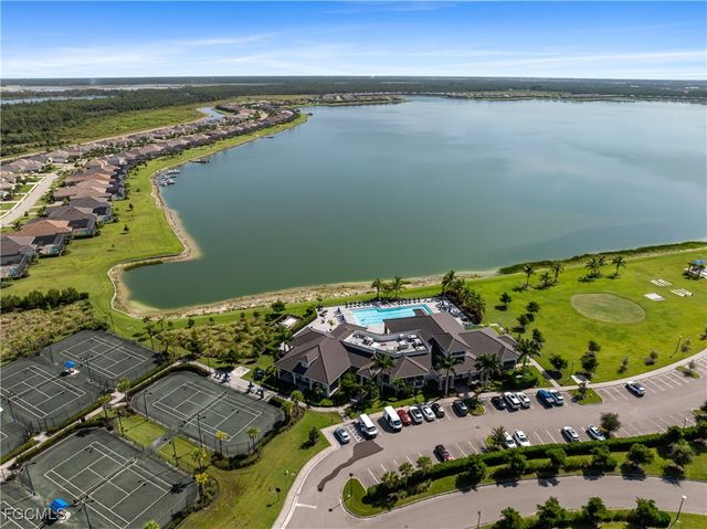 19001 Aqua Shore DR, Fort Myers, FL 33913