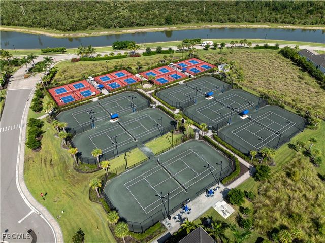 19001 Aqua Shore DR, Fort Myers, FL 33913