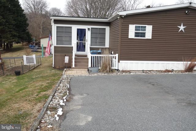 106 CIRCLE DR, Nottingham, PA 19362