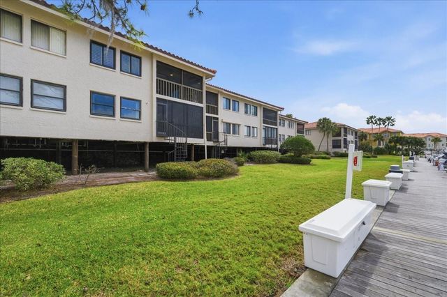 1802 MARINER DRIVE 30, Tarpon Springs, FL 34689